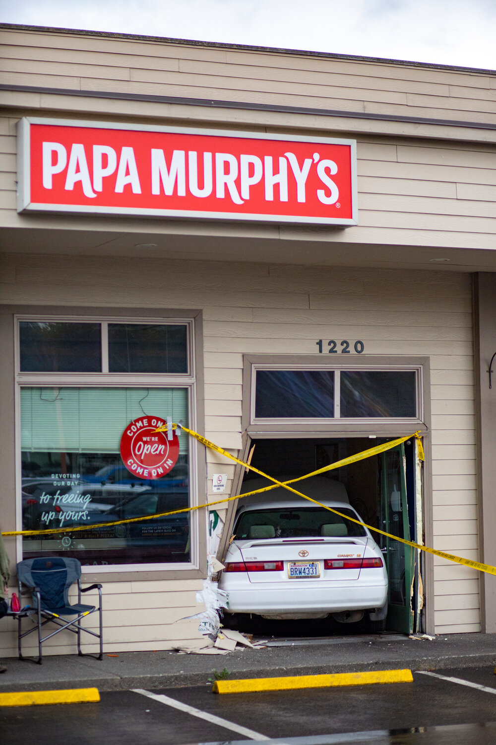 Around noon on Tuesday, Aug. 29, a woman lost control of her vehicle and drove through the Papa Murphy’s door and into the lobby.